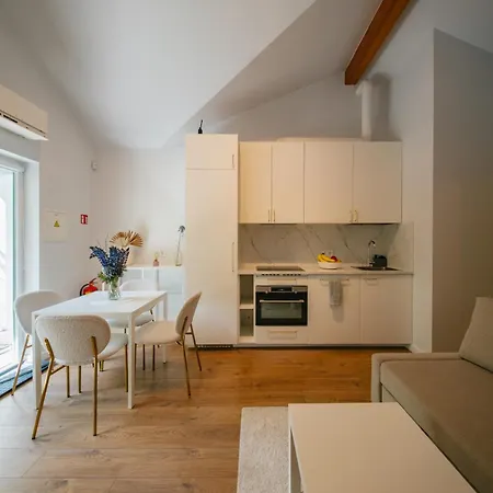 Nemirseta Forest Apartment